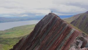 Montagna Colorata Pallay Punchu